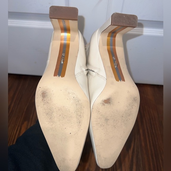 Sam Edelman Ivory ankle booties with a heel - Picture 4 of 4